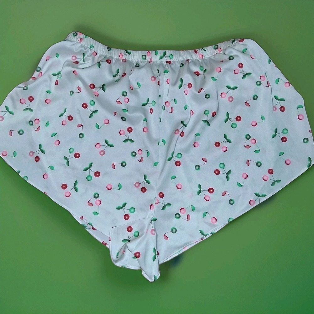 Colsie Womens Cami & Shorts Pajama Set Sleepwear Satin Cherry Print Size M - Picture 15 of 16
